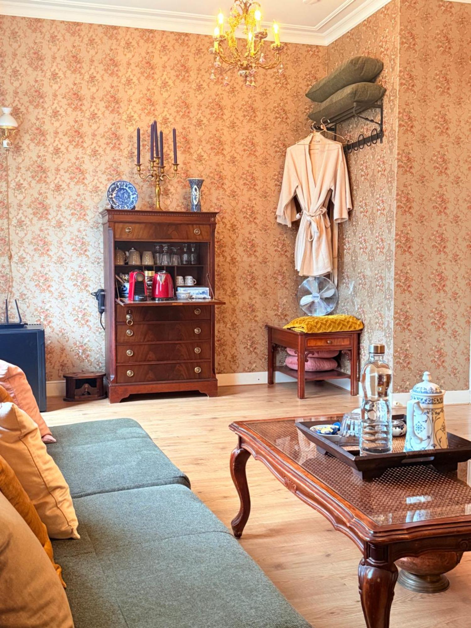 Luxurious Classical Dutch Styled Room In City Centre Of The Hague - Home Stay Exterior foto